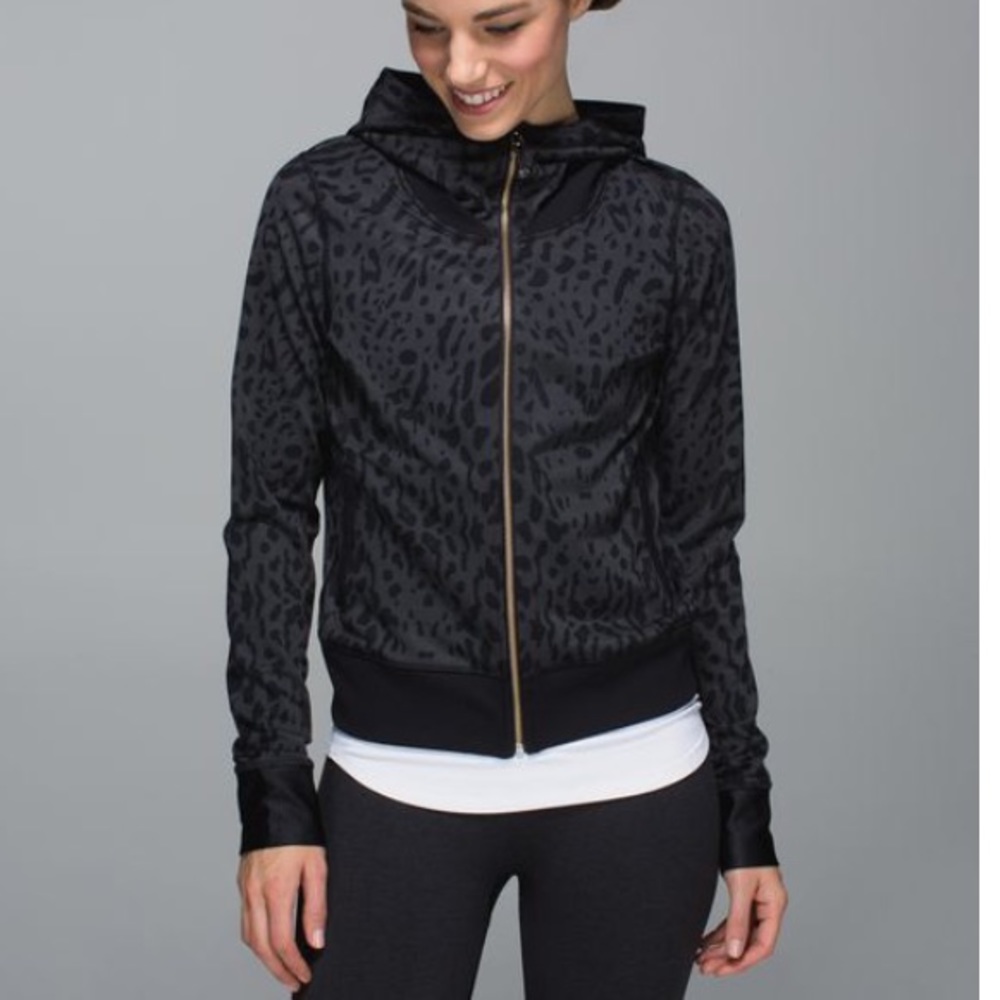 NWT Lululemon Namaskar Hoodie Animal Print SZ 10